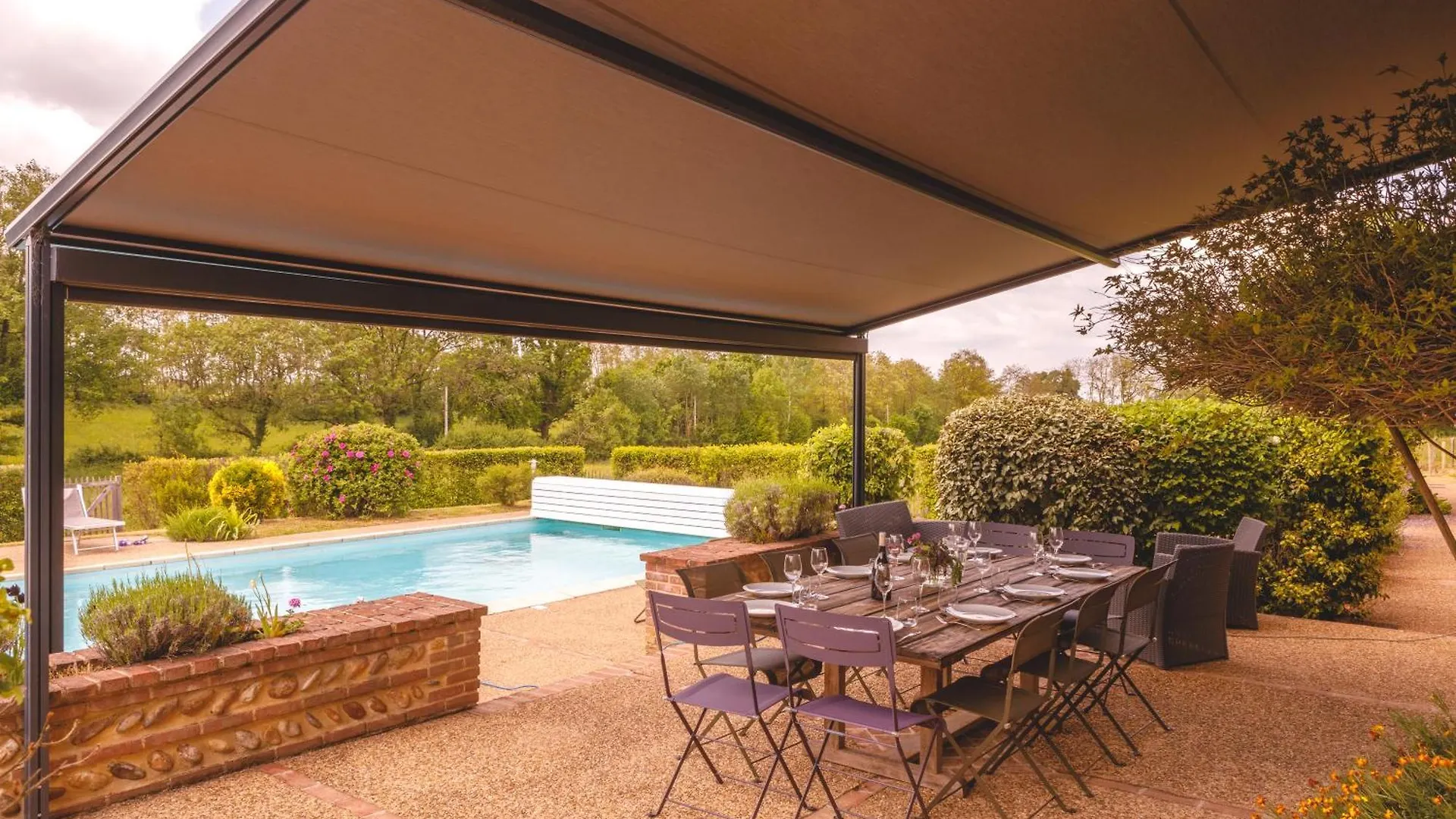Chez Odile & Colin Villa Sulignat 0*,