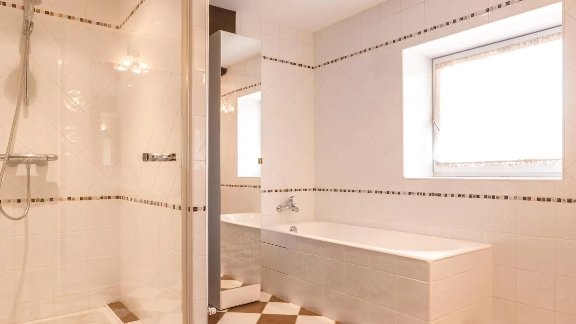 Holiday home Chez Odile & Colin Villa Sulignat France