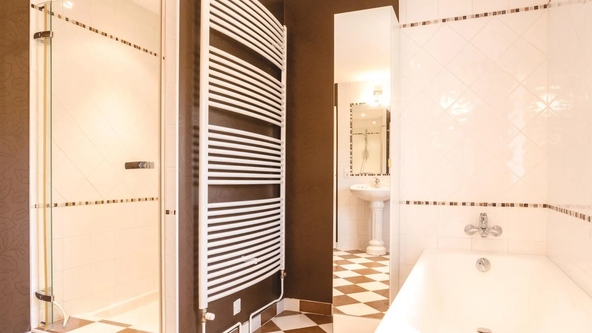 Chez Odile & Colin Villa Sulignat